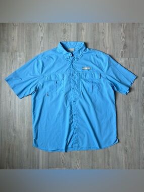 Field and Stream Men's Light Blue Short-Sleeve Fishing Button-Down Shirt